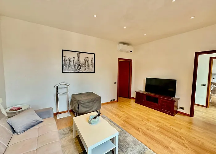2bd Near The Station アパート *