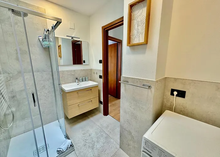 2bd Near The Station アパート *