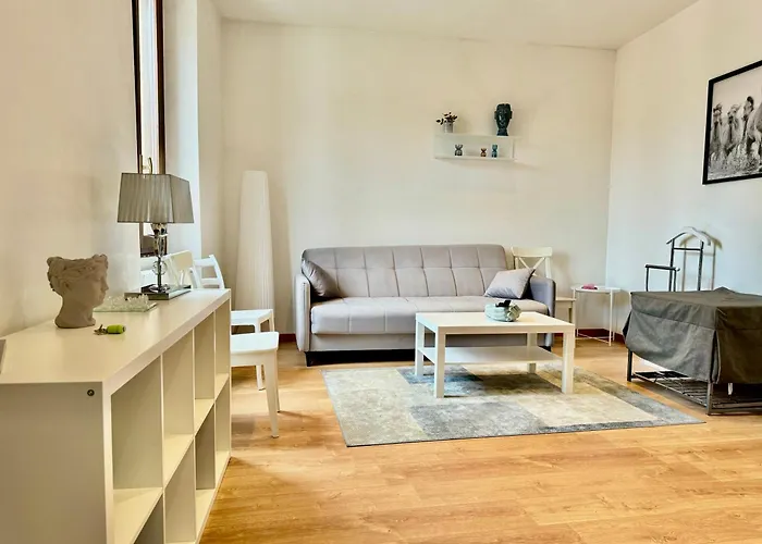 2bd Near The Station アパート *