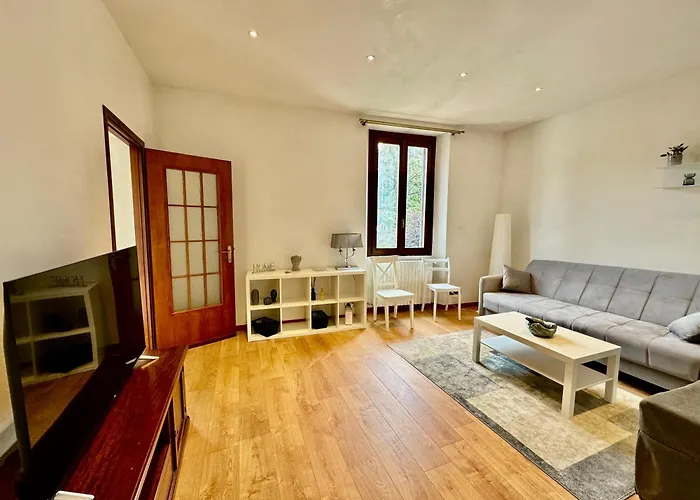 2bd Near The Station コモ